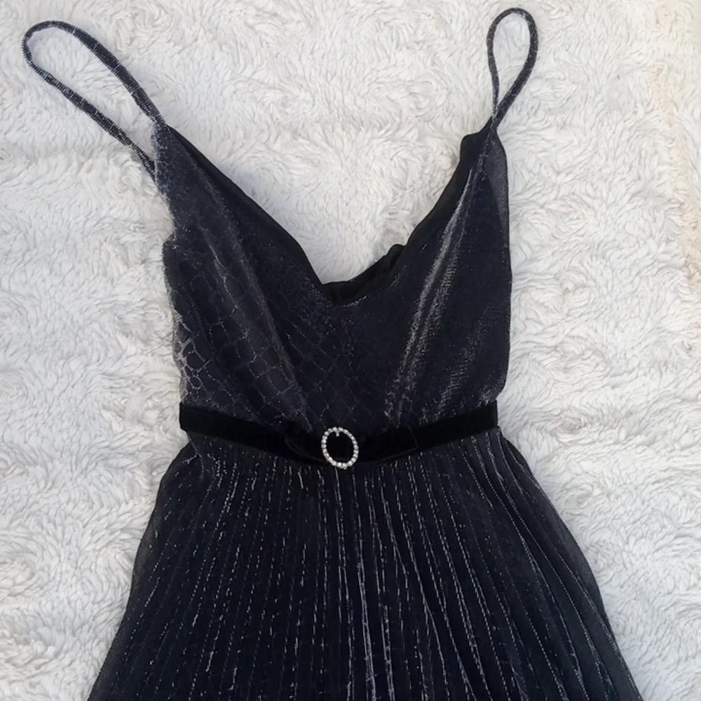 Afterlife Dress - Picture 2 of 6